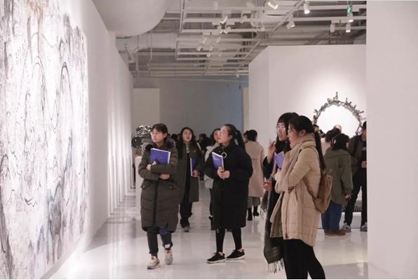 ��������ѧԺʵ������ѧԺʦ�������Ʒ˫չ��Ļ