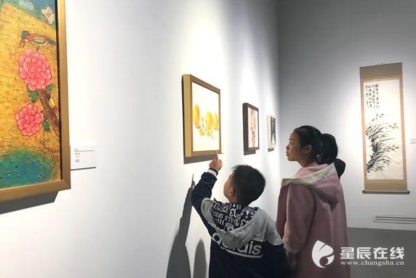 湖南长沙:近两百幅中日韩书画精品同台展出