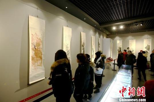 宿万盛作品展黑龙江开展 用写意画展现民族精神