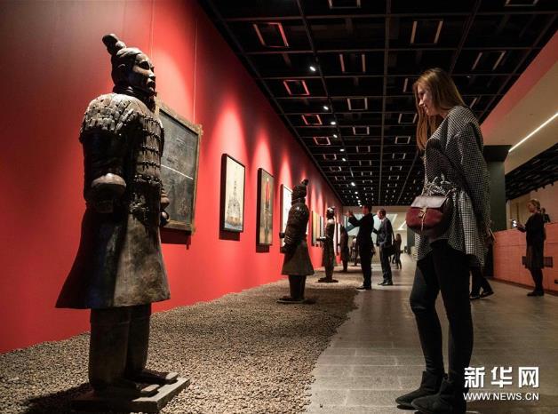 ����������֮�⡷�й�����չ�ڶ���˹�ٰ�