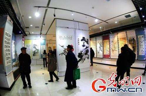 ��������ϡ��������黭��Ʒ����չ��