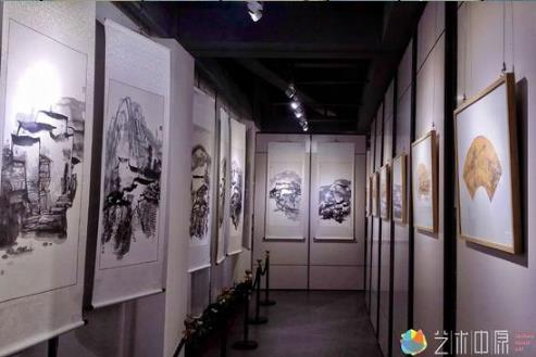 “文墨山水·韵传中原”名家书画展在郑州开展