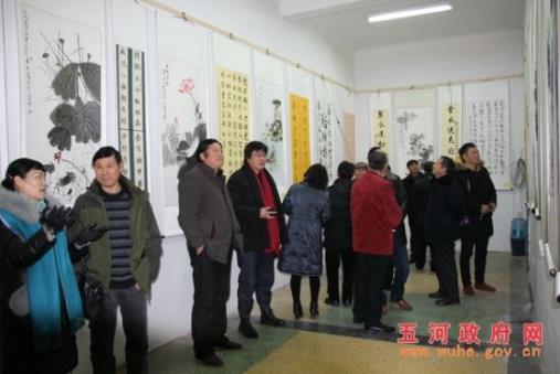 ���գ�����ؾٰ��´��黭չ