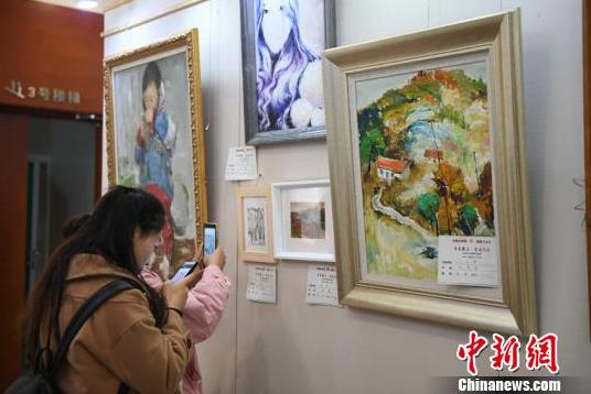 ӭ�����˽ڡ�����Ů�黭����Ʒ�������೤��