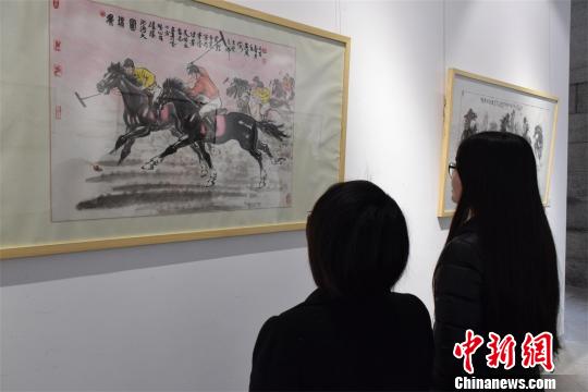 �����黭��Ʒչ�人��Ļ