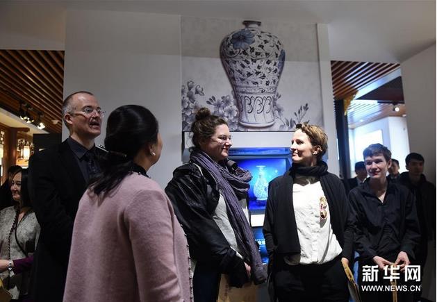 �е�������פ������ǰ�š���鴴��������