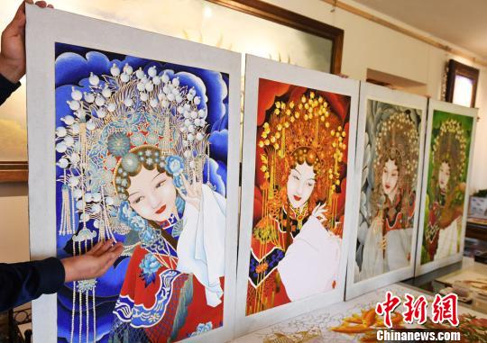 ���ݻ�ʦ��˿��������桰�Ĵ���Ů��