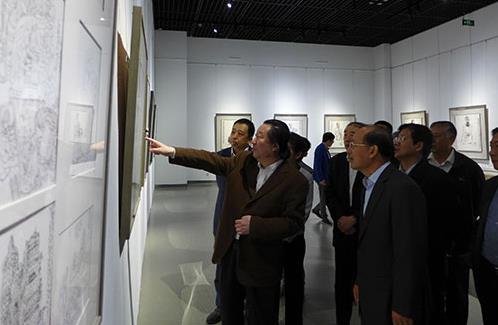 ��˿��֮·����дʵ��д�� ������������Ʒչ�����Ͼٰ�