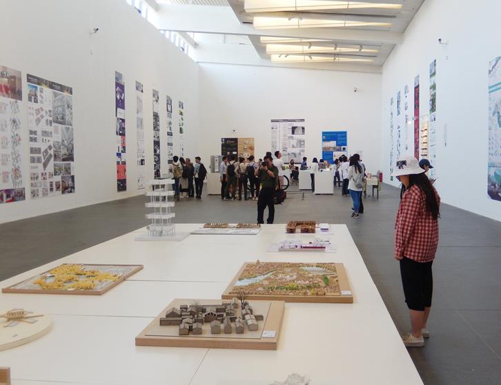 �廪��ѧ����ѧԺ2017˶ʿ�о�����ҵ��Ʒչ