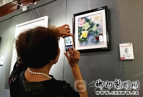 郴州举行首届女性书画展