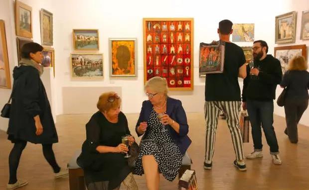 “大美无疆”中俄教师美术作品联展在俄启幕