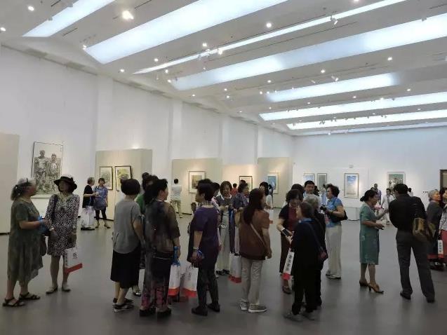 “为了一片蓝天”环保主题展在81美术馆盛大开幕