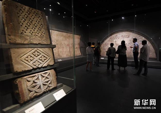 �Ŵ��ڻ��޸��ɹ�չ�����������