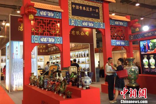 �����๤��������ʦЯ���������й��ൺ��������������