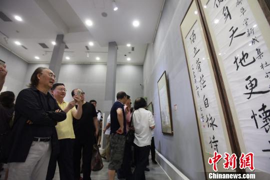 “谢无量书法作品展”在成都武侯祠博物馆开展