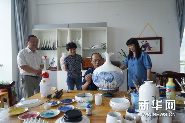 ��������������ǡ�����ϯ������ר�̿������Ҷ�ϣԴ