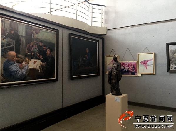 ���Ĵ�ѧ����ѧԺ��ҵ��������Ʒչ��Ļ