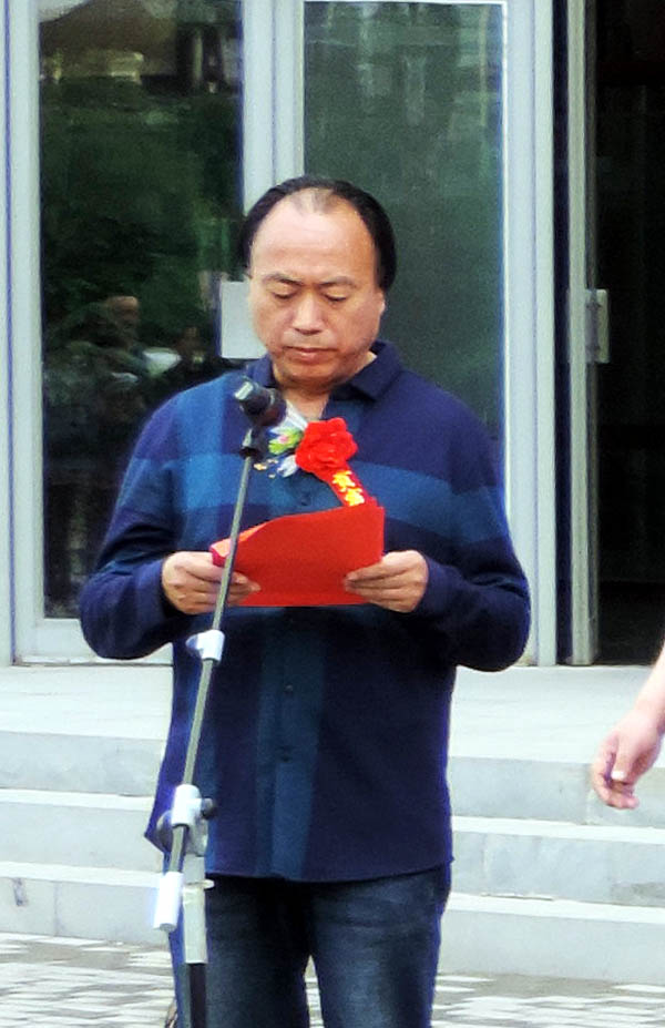 ����������ݹݳ���ʡ��Э����ϯ���������ֿ�Ļʽ