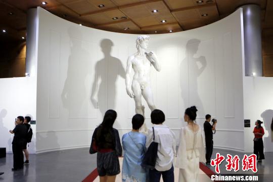 ��չ���׿��ʻ��޾�����Ʒ