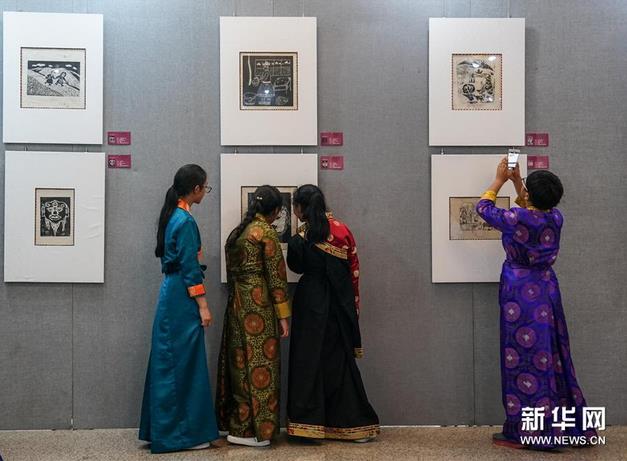 ���λظ�ԭ�����ذ�ʦ��������Ʒ�ھ�չ��