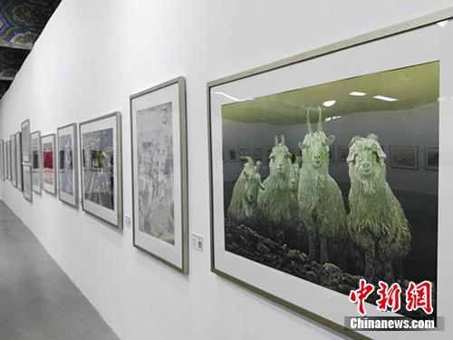 鸡西市优秀版画作品晋京展在北京开幕