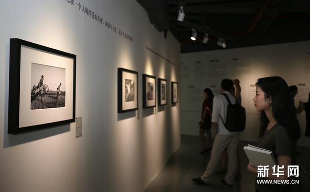 �޲��ء�����Ӱ��ع�չ�����ڿ�Ļ