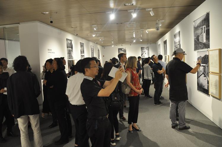 ����֮���������•�������������չ ���������廪�ղ�