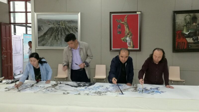 ɽ���黭�����½����߽�������������