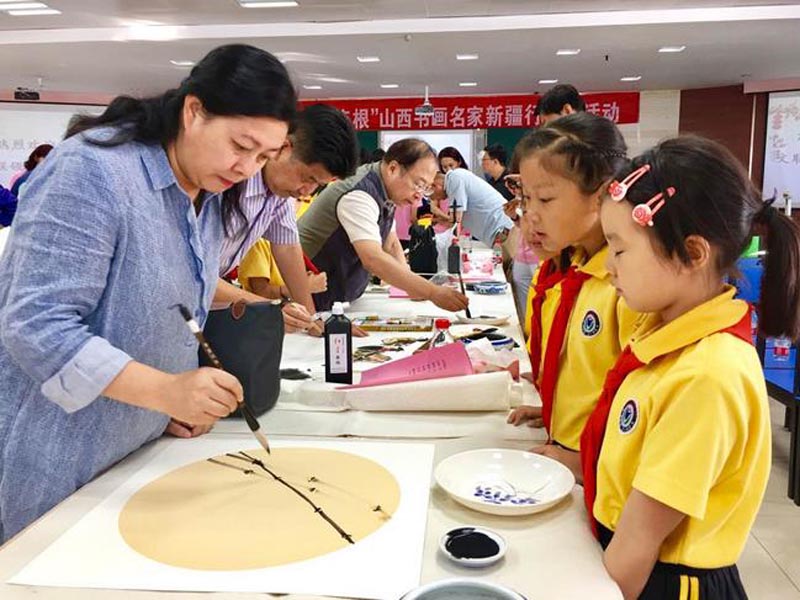 ɽ���黭�����½����߽�������������