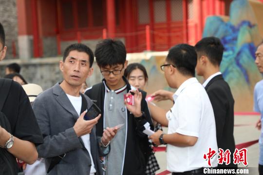 故宫博物院“千里江山”特展实行发号分时参观