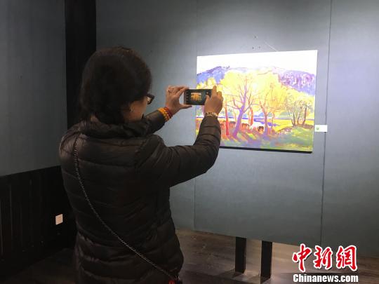 �½��ٰ조һ��һ·��ɽ�С��й������ͻ�������չ