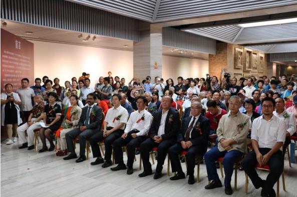 ��һ��һ·Ʒī���л�ȫ�������˲���Ʒչ˳���ٰ�