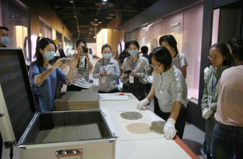 �λ��ڻ������ֺ��� ��չ13���Ҫ����3��