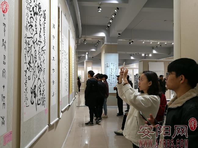 �����������鷨������Ʒ��չ������չ