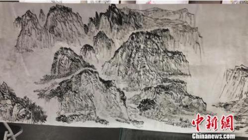 “80”后画家深耕15年创作600米长卷《八百里太行》