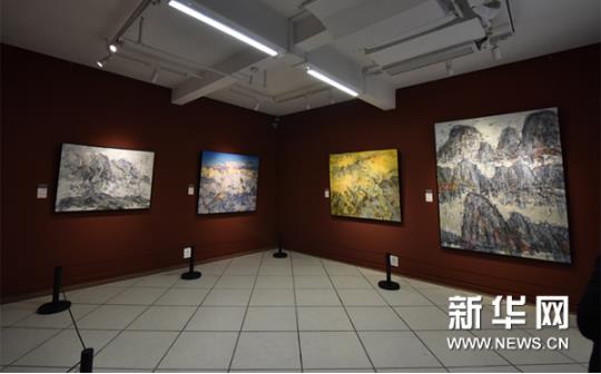 2018�й������ͻ�ѧ������չ��Ļ