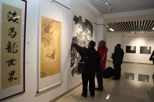 2018中韩国际美术交流展亮相山东威海