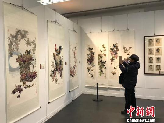 太原师范八校友书画展亮相太原美术馆
