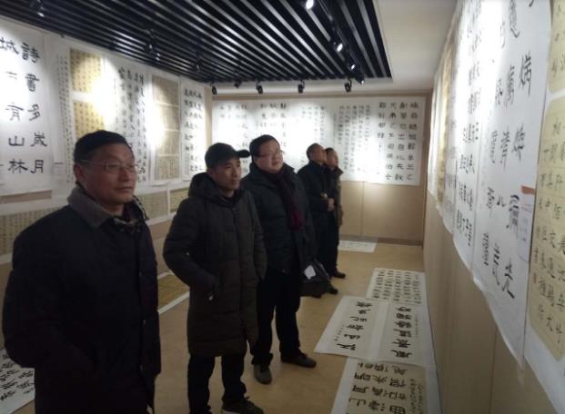 安徽:亳州市首届廉政书法临创展隆重开展