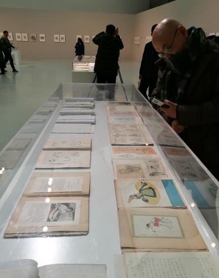 ����������д��Ҷǳ������о�չϵ�С��ھ��ٰ�