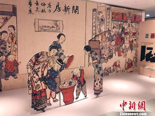 �Ϻ���ζ��������СУ���껭����չ��Ļ