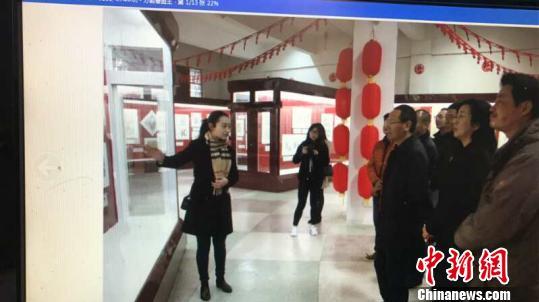 ������������ǿ�껭����չ�����ϱ�ɽ��Ļ