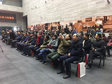 ���Ͼ����һ��Ͼ���������Ʒ����չ��Ļ