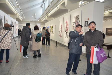 ���Ͼ����һ��Ͼ���������Ʒ����չ��Ļ