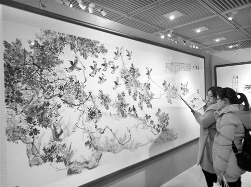 ���缰�黭������Ʒչ�������в������Ļ