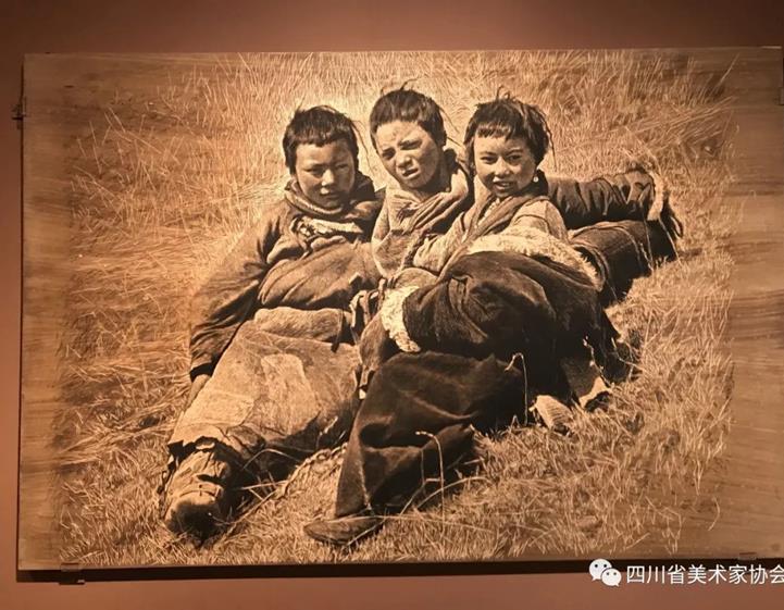 ���Ķ��С��������滭����չ�ھ���Ļ