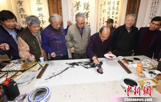 福州“万家春风”七人书画名家联展举行