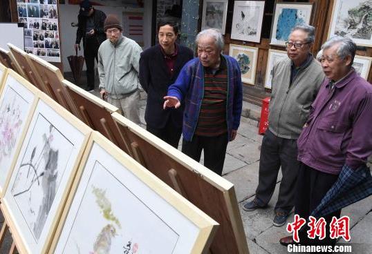 福州“万家春风”七人书画名家联展举行