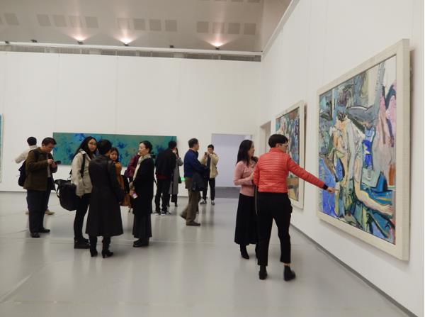 ����•�� ��2018�й�����Ů�������о�չ���ھ��ٰ�