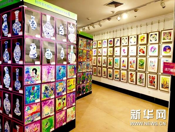 ������ɽ��ʡ�ٶ��黭����˫��չ��Ϋ��չ��